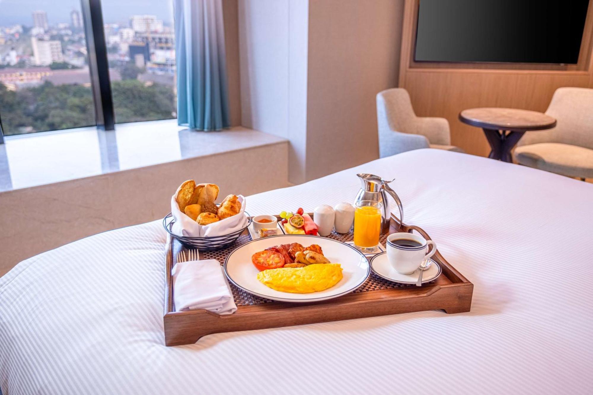 Hotel Hilton Kinshasa Extérieur photo