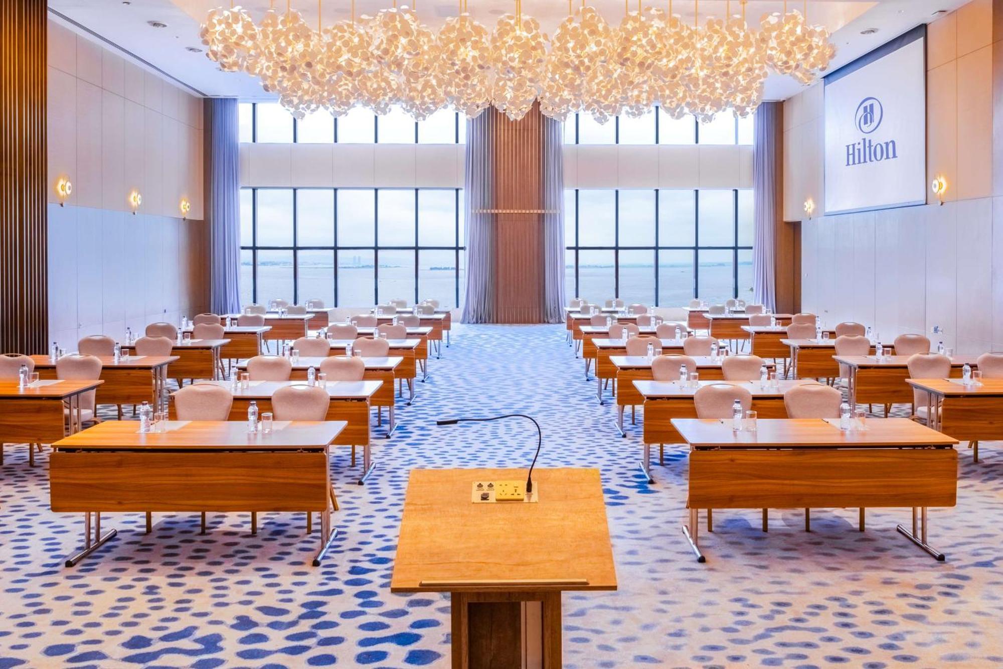 Hotel Hilton Kinshasa Extérieur photo