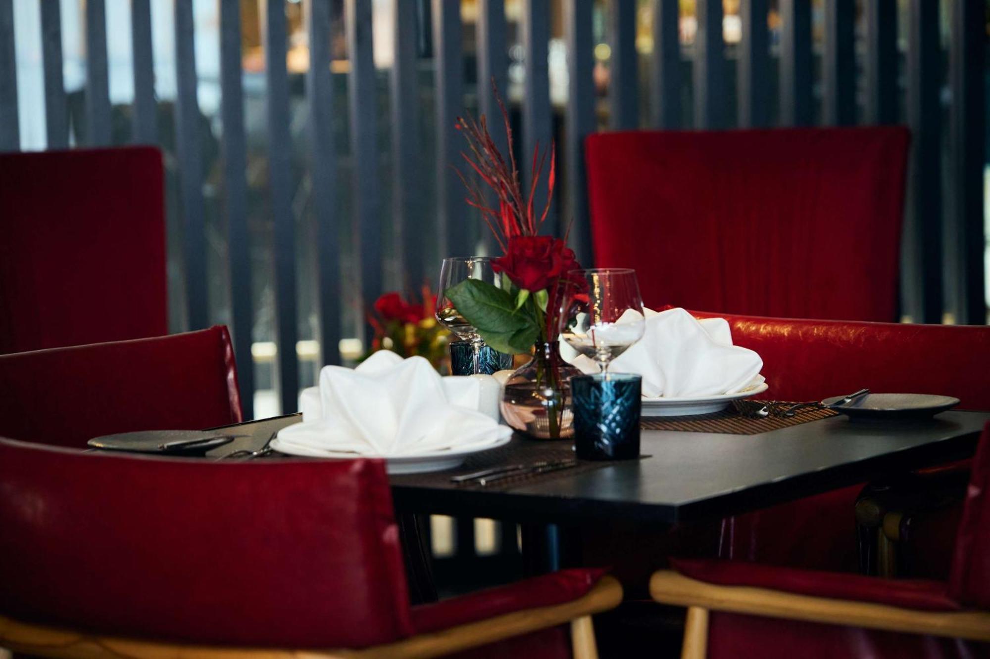Hotel Hilton Kinshasa Extérieur photo